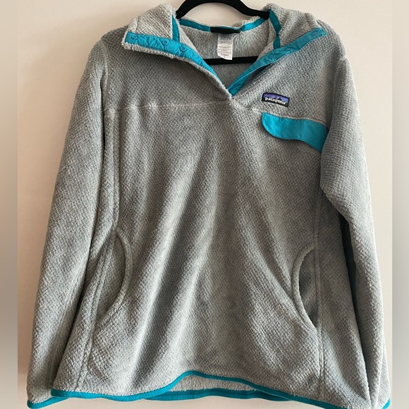 Patagonia Sweaters - EUC Patagonia Women's Re-Tool Snap-T Fleece Pullover, size XL